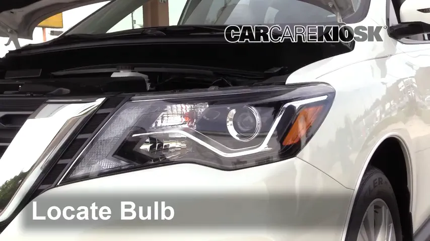2018 Nissan Pathfinder S 3.5L V6 Éclairage Feux de route (remplacer l'ampoule)